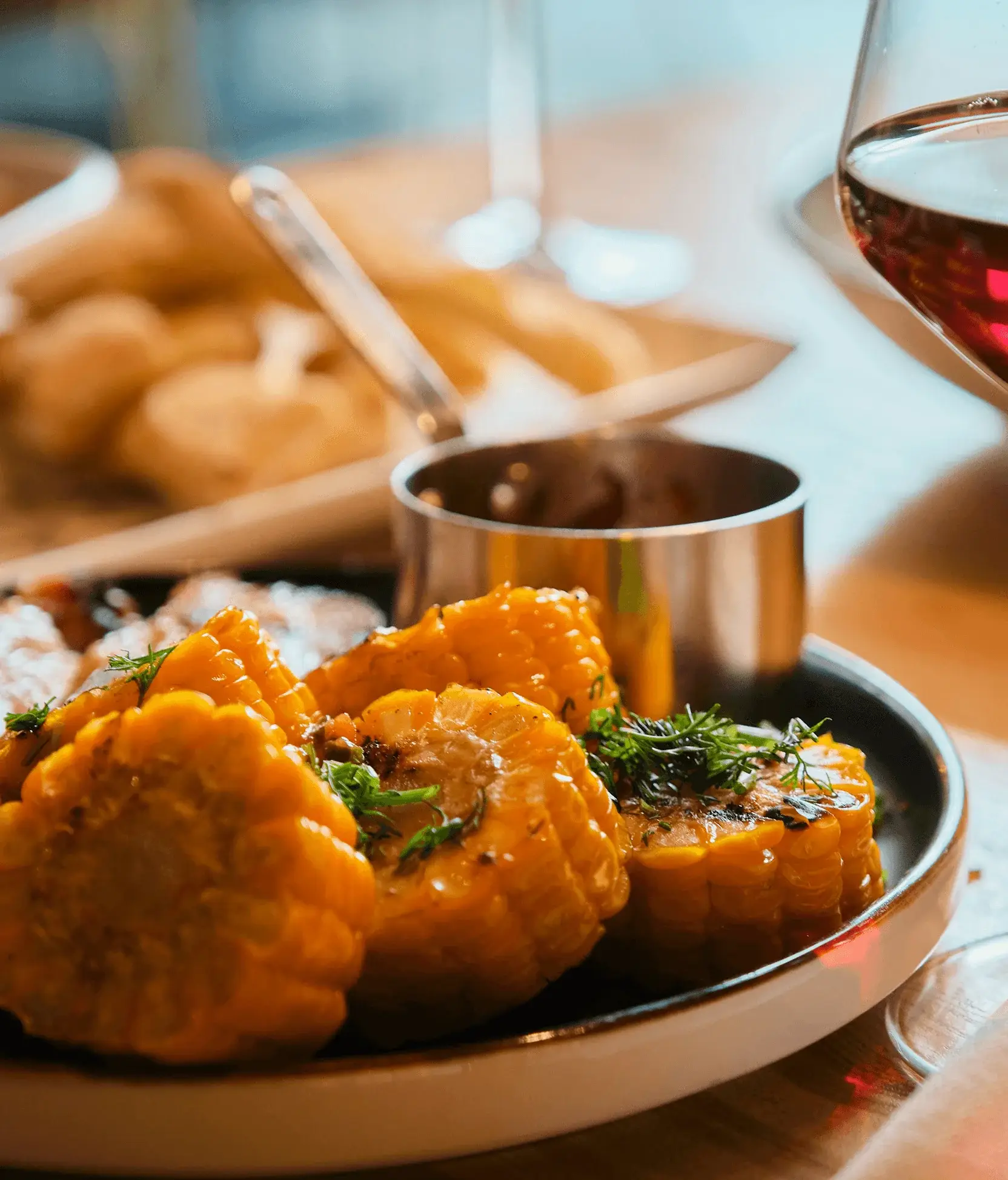 Luxra's Perfect Midday Dining Experience Awaits